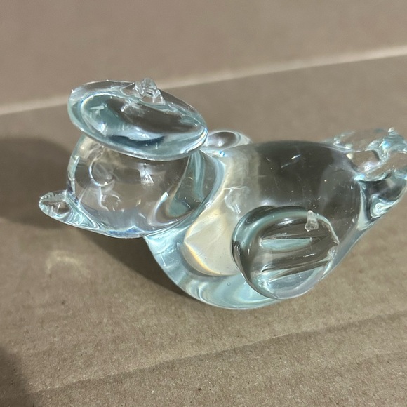 Vintage crystal duck with sailor hat figurine / paperweight - Picture 7 of 9